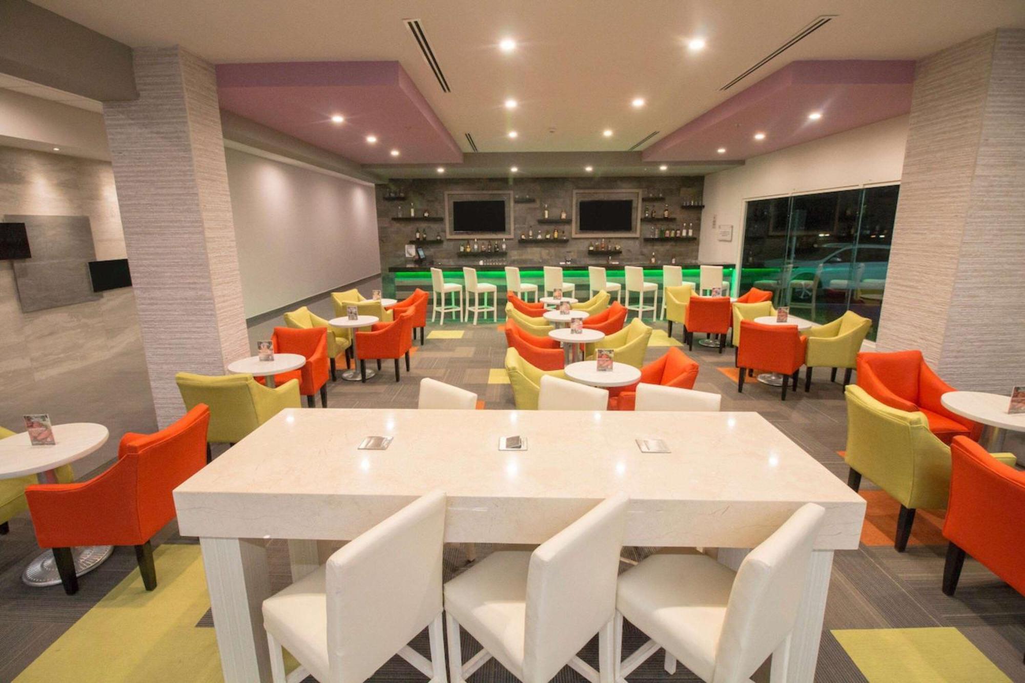 Chn Hotel Monterrey Norte, Trademark Collection By Wyndham Extérieur photo